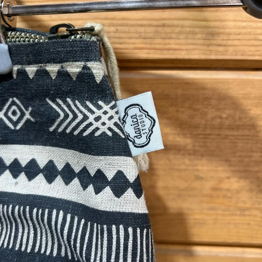 Danica Studio Linen Zipper Pouch | Geometric Print Cotton Lined Made in India